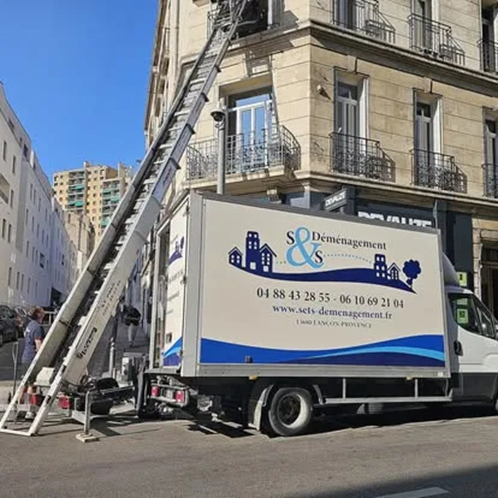 demenageurs-lancon-provence-13-s-et-s-demenagements